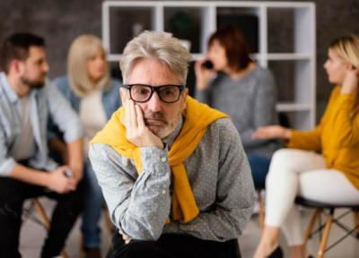 علائم ADHD را چطور در بزرگسالان تشخیص دهیم؟ آقای احمد مونسیان از اصفهان میگوید. علائم ADHD را چطور در بزرگسالان تشخیص دهیم؟ آقای احمد مونسیان از اصفهان میگوید.